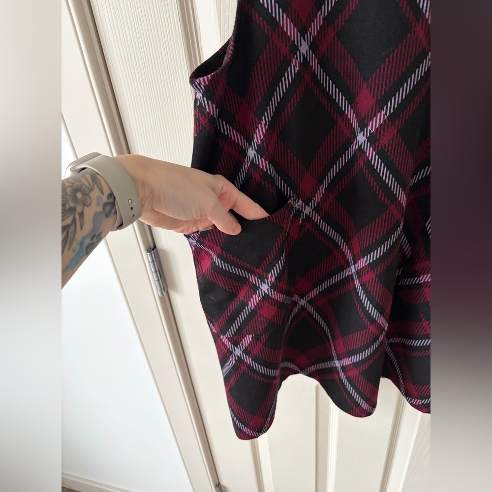 Small Eclipse Dress - Picture 2 of 6